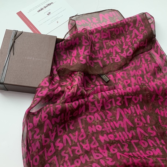 RARE Louis Vuitton Limited Edition Neon 💕Pink LV Stephen Sprouse Graffiti Scarf - Picture 13 of 16